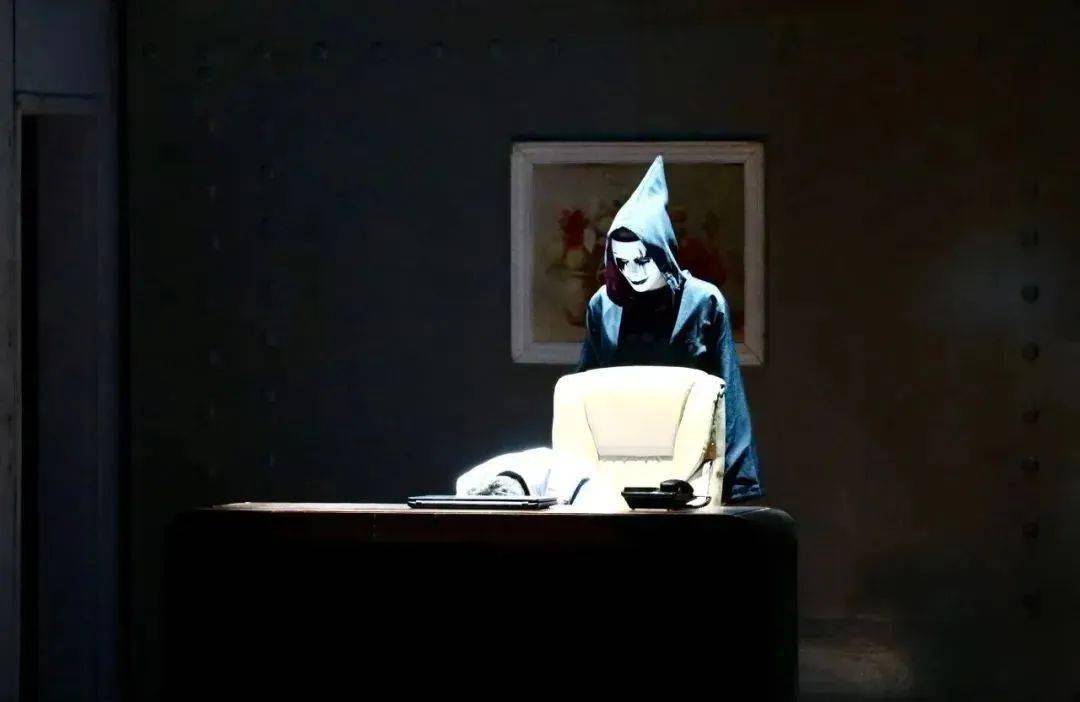 胆小者慎入惊悚悬疑推理话剧海上迷雾带你探寻背后的真相