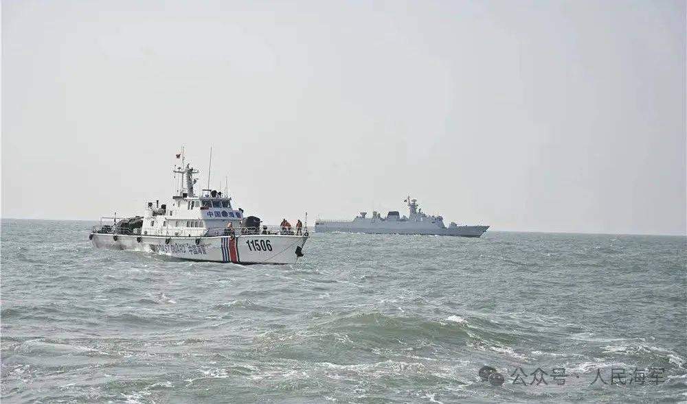 东部战区海军某护卫舰支队舰艇编队开展实战化训练_特情_进行_战场