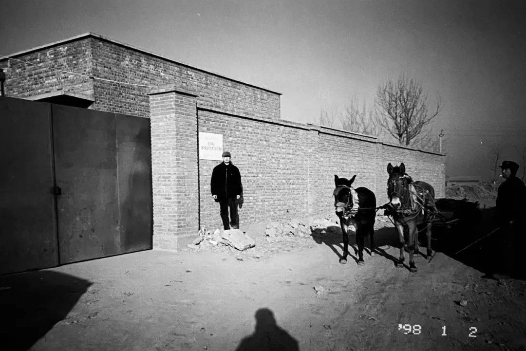 冯博一的策展往事与历史映像_展览_艺术界_中国