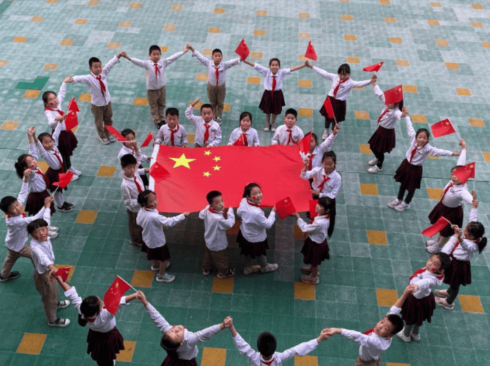 传承红色基因探索科学奥秘感受劳动快乐临汾少先队员收获多