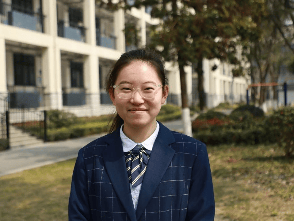 赤诚报国书写华章市一中举行第三届大成青年表彰活动