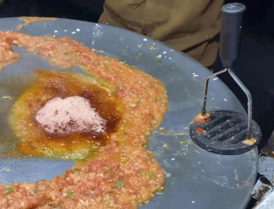 干净又卫生?印度美食给网友看窜稀了