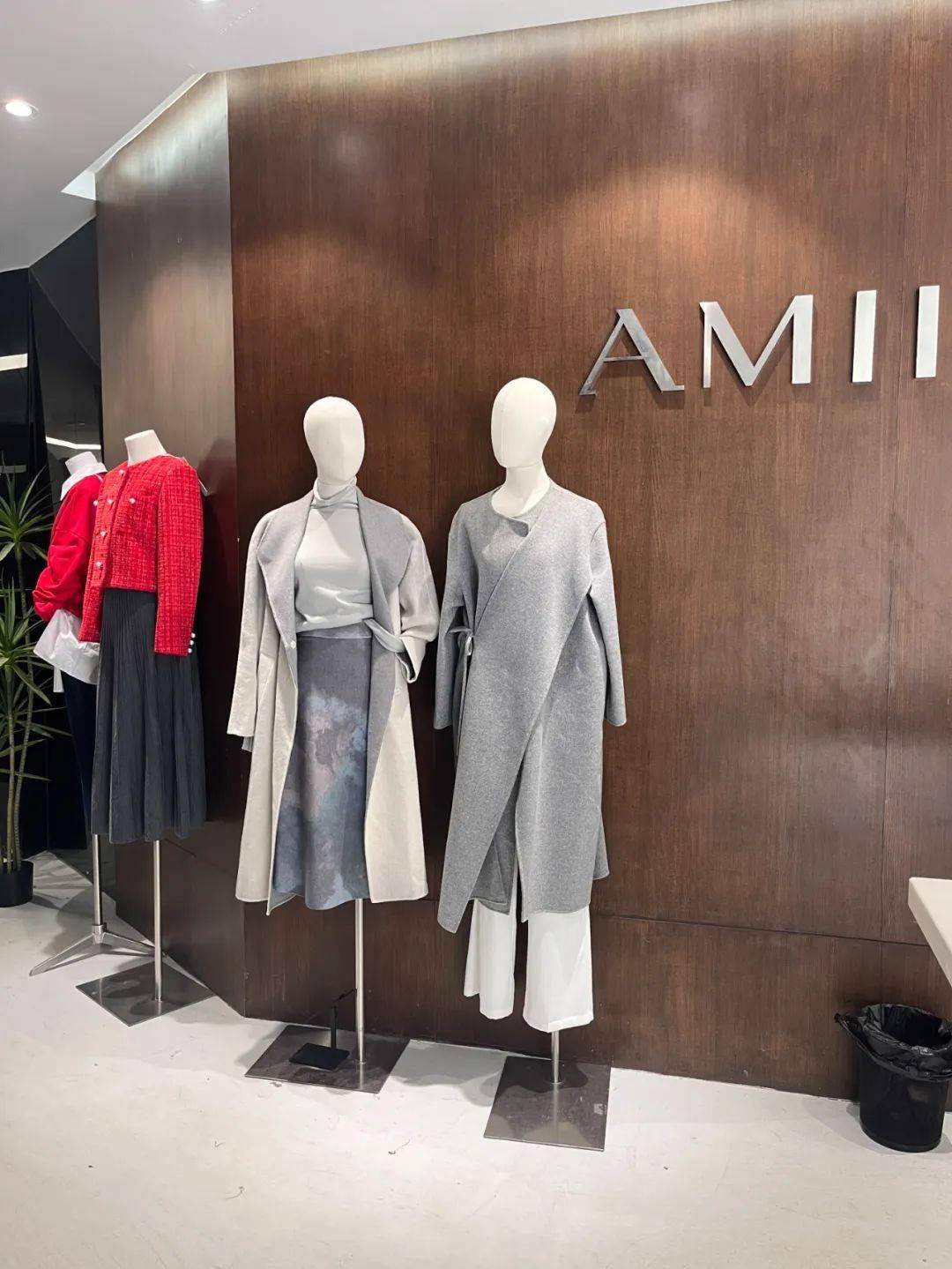 amii上新!!让经典的白焕发新生,在宏宇文创园重塑时尚!_阿灶_公园_汽