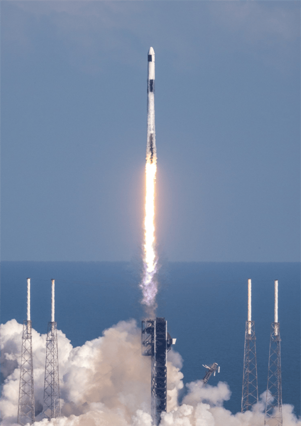 6手猎鹰9号火箭成功发射4手龙飞船载货超过27吨