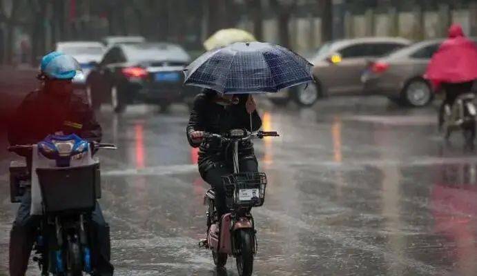 人本早报江汉江南北部等地有较强降雨和强对流白宫称没有预先掌握俄