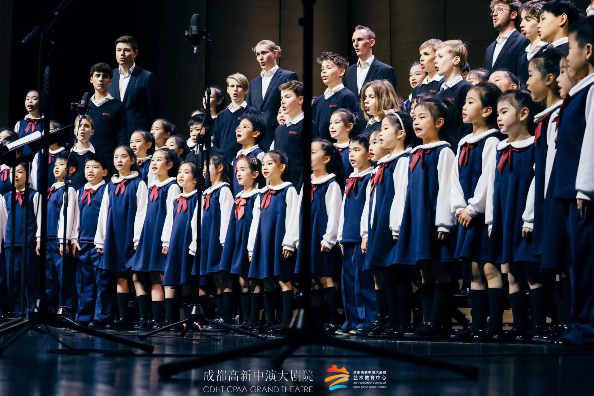 慕尼黑童声合唱团唱响蓉城,还和成都孩子合唱中文歌曲