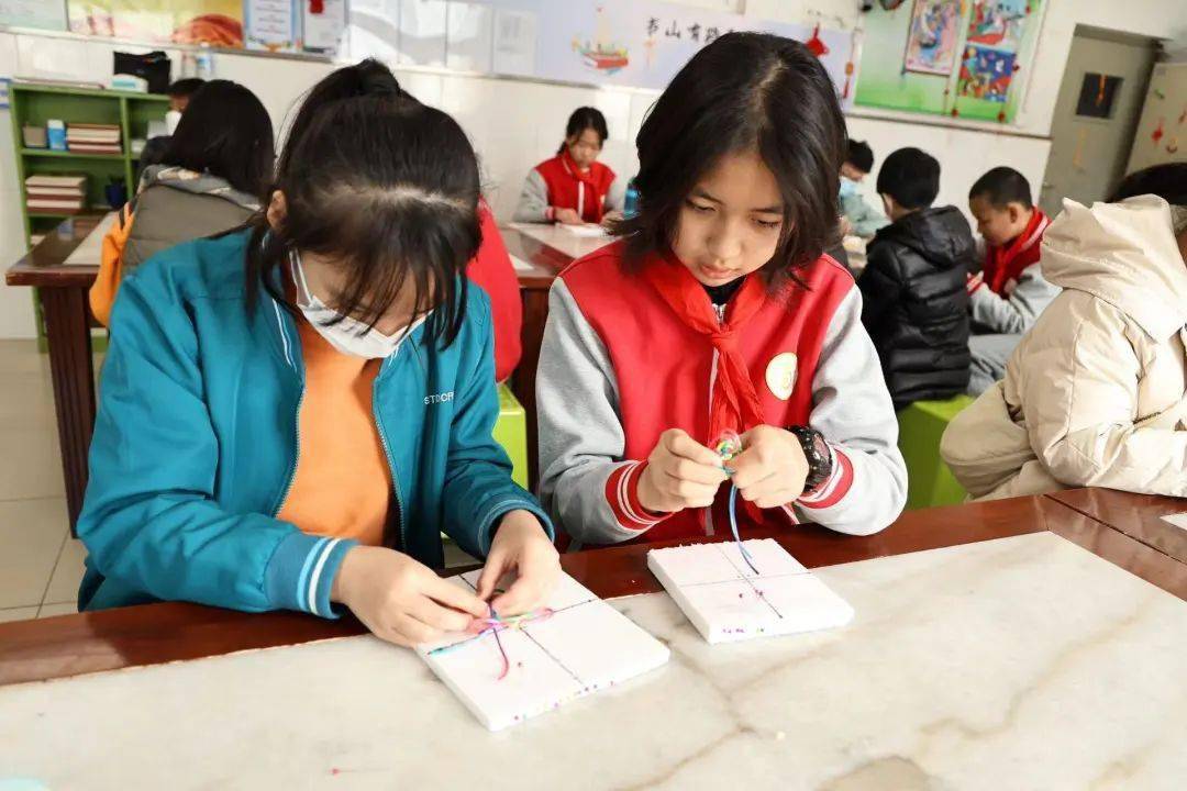 京港两校育未来同心共筑中国梦东风小学教育集团与香港沙田围胡素贞