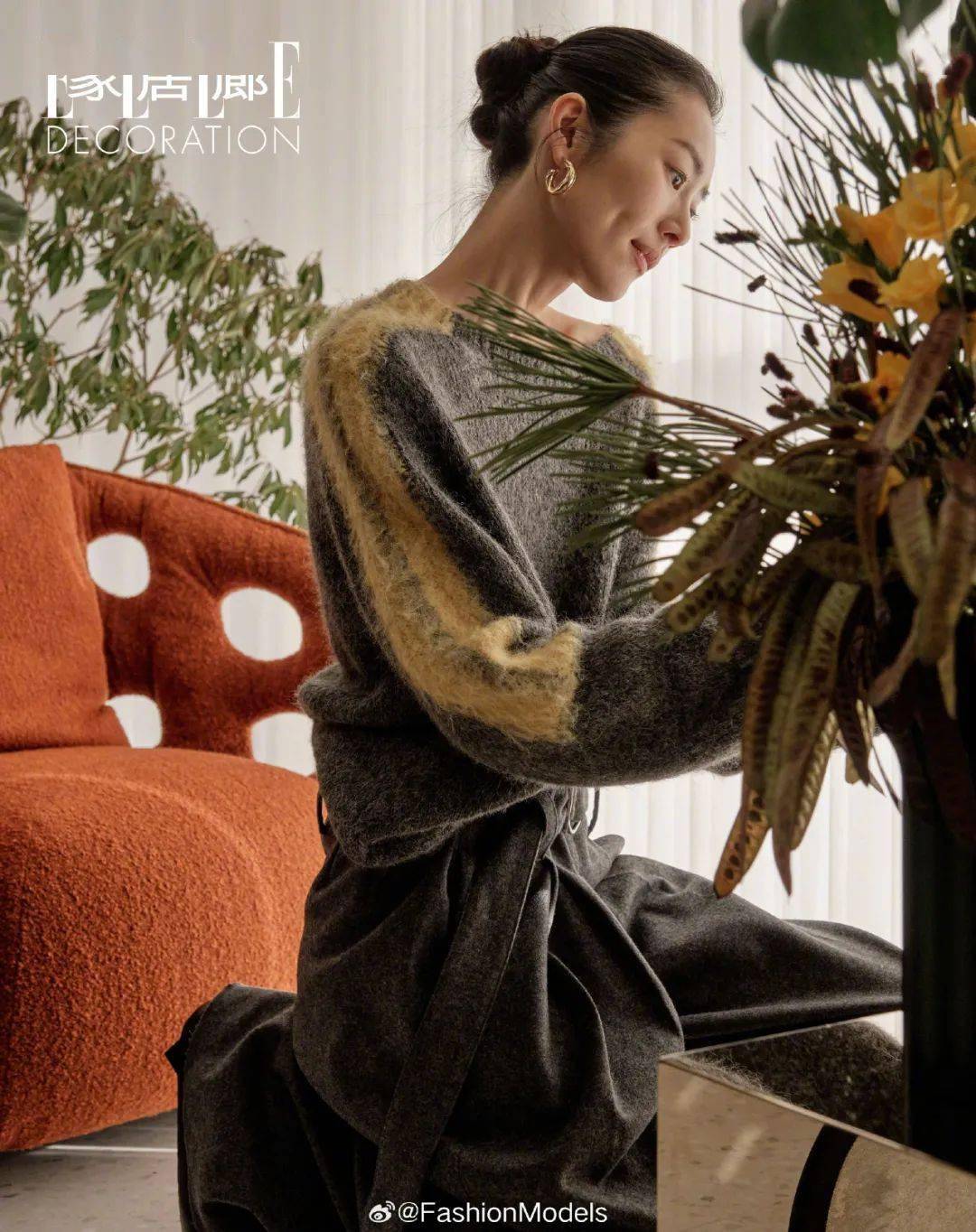 满屋奢侈品,却无一丝俗气,果然是超模啊_植物_客厅_阳光