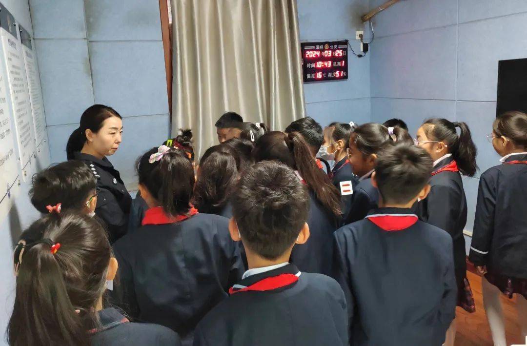 灞桥教育东城一小加强安全教育共建和谐校园东城第一小