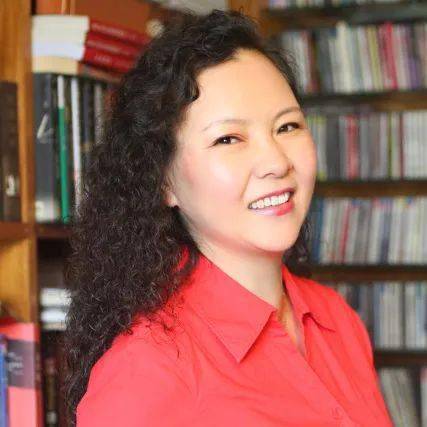 观众艺享日预约与音同频与舞同乐这个浪漫四月更有美酒相伴