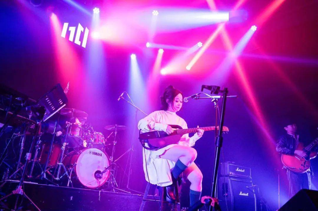 侗族姑娘们走出大山的侗族大歌传承人;是那首充满争议的"禁曲"《嫁衣