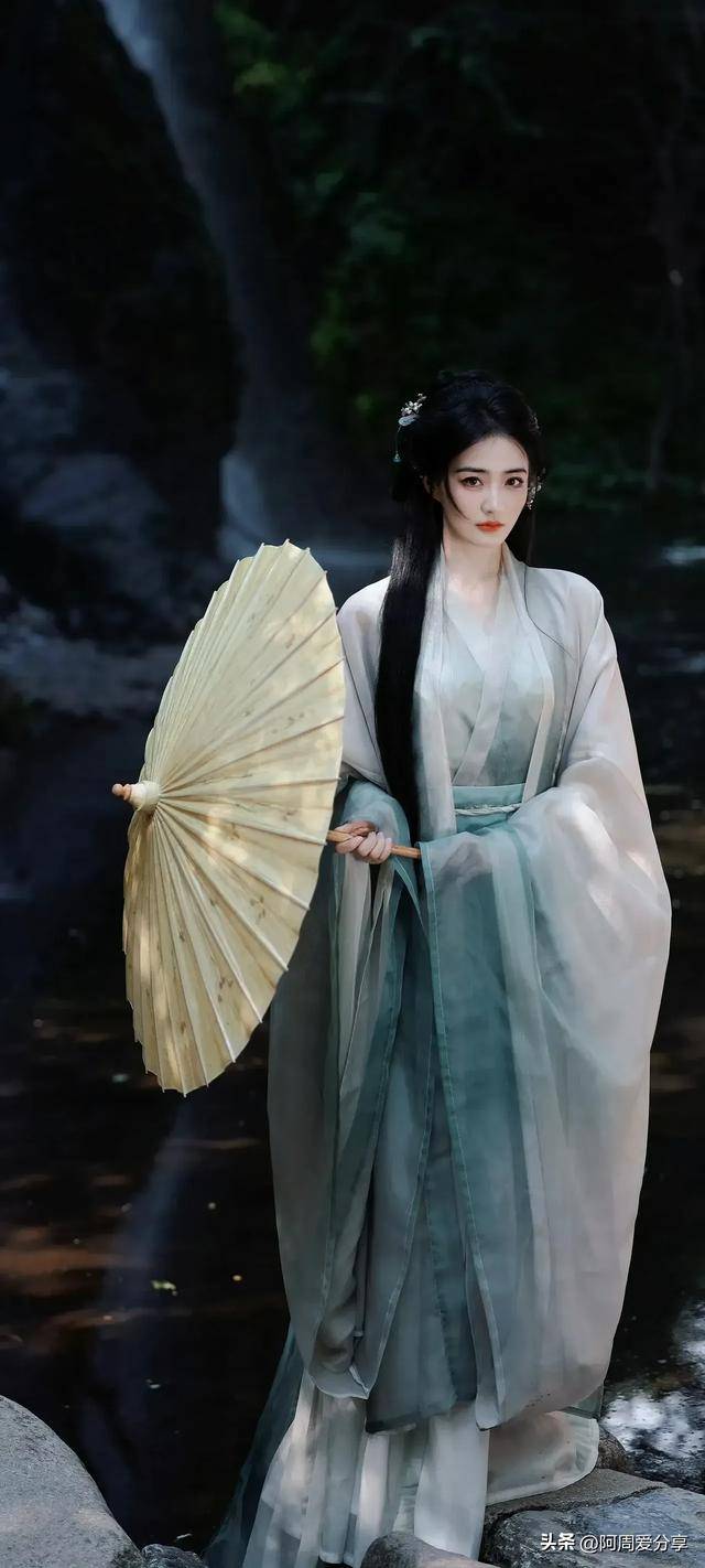 徐璐的古装真的好优雅