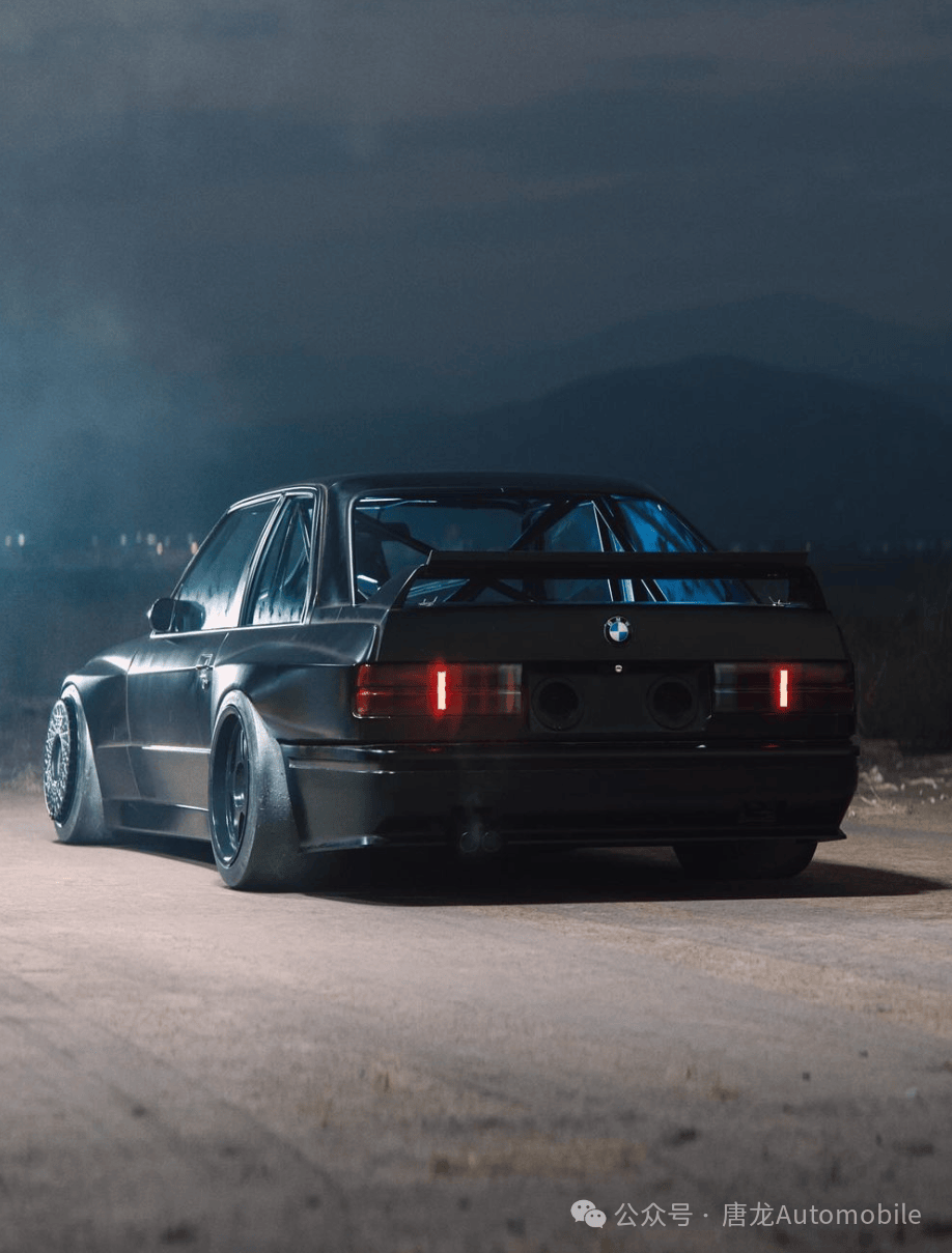 【最美的日耳曼战车之一】有时候,我只想要一辆全黑化的dtm宝马e30 m3