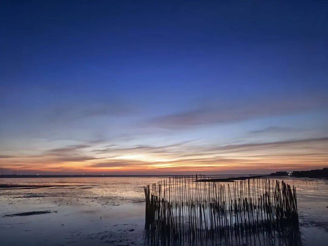 诗和远方,心灵旅行——四川五月花技师学院召开泰国西那瓦留学交流