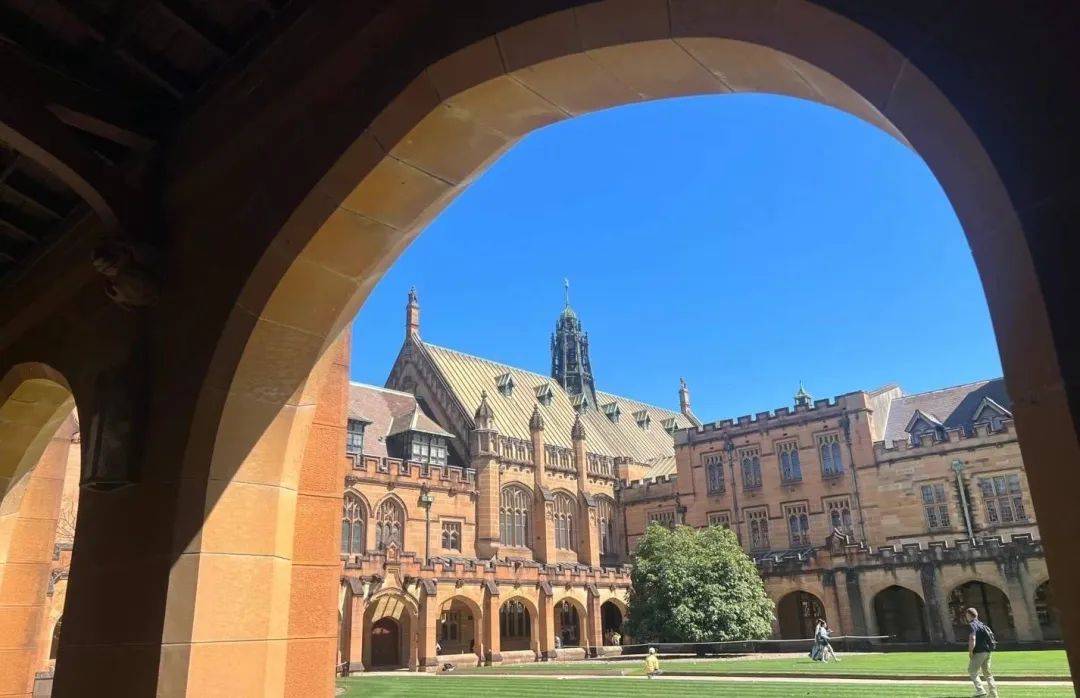 2024年暑假管理学院赴悉尼大学商务沟通和领导力访学项目招生啦