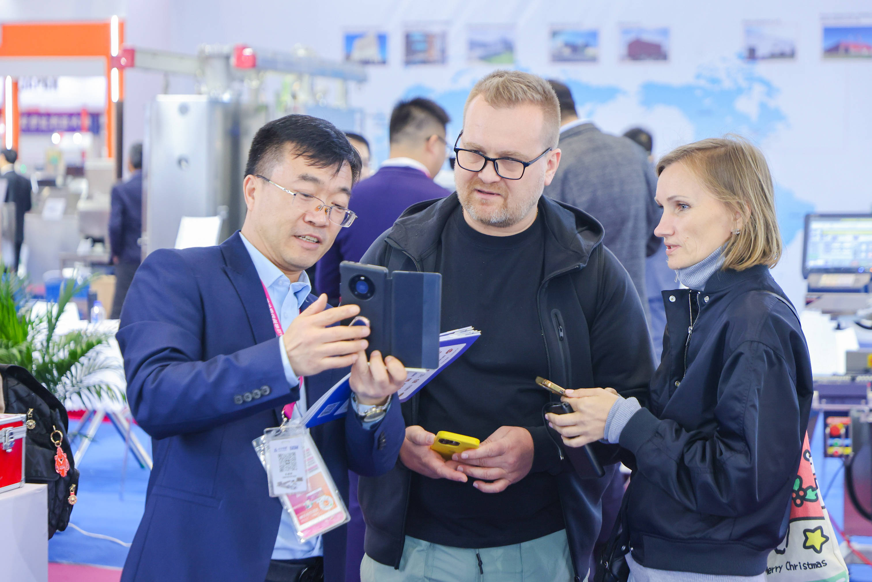 2024上海旅游产业博览会开幕,现场有这些"流量密码"_乐园_展区_品牌