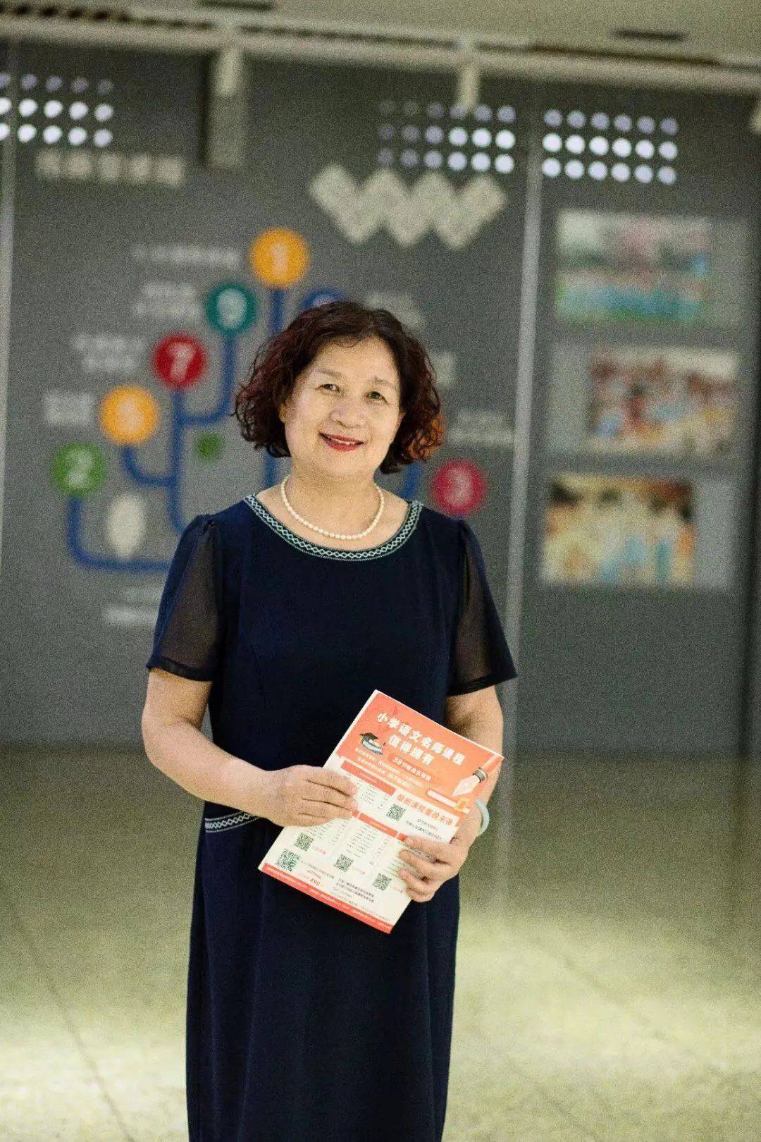 当身边的人都为杨绛先生感到无比惋惜,不知该如何安慰她的时候,杨绛却