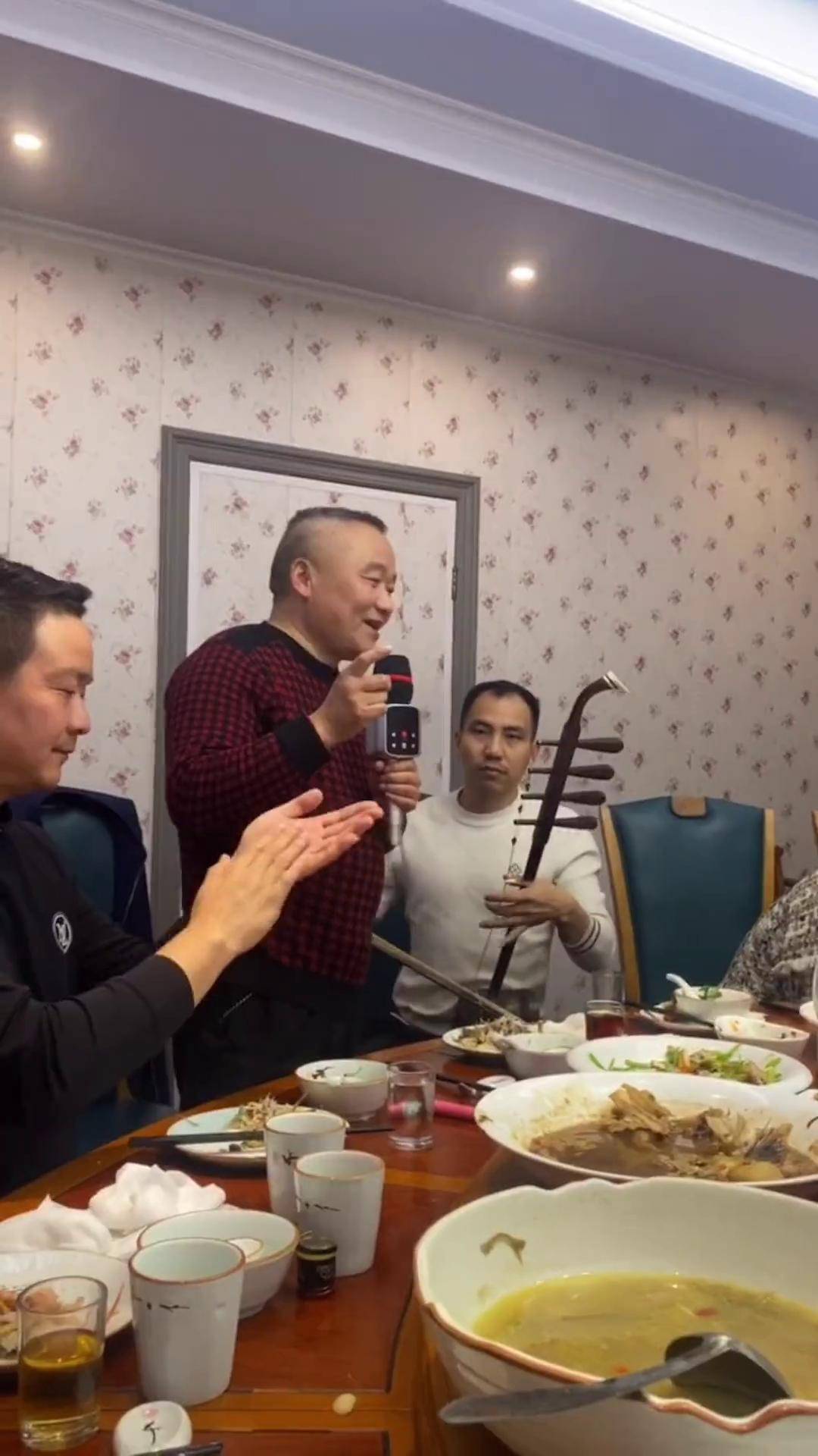 团聚时刻 欢聚一堂 乡村振兴 三农 《家在桑园》 绍兴莲花落史大龙