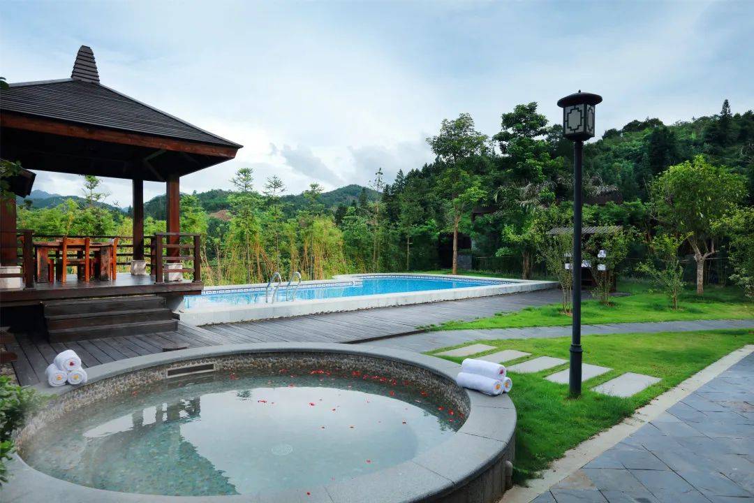 西溪温泉别墅树屋连住享5折特惠