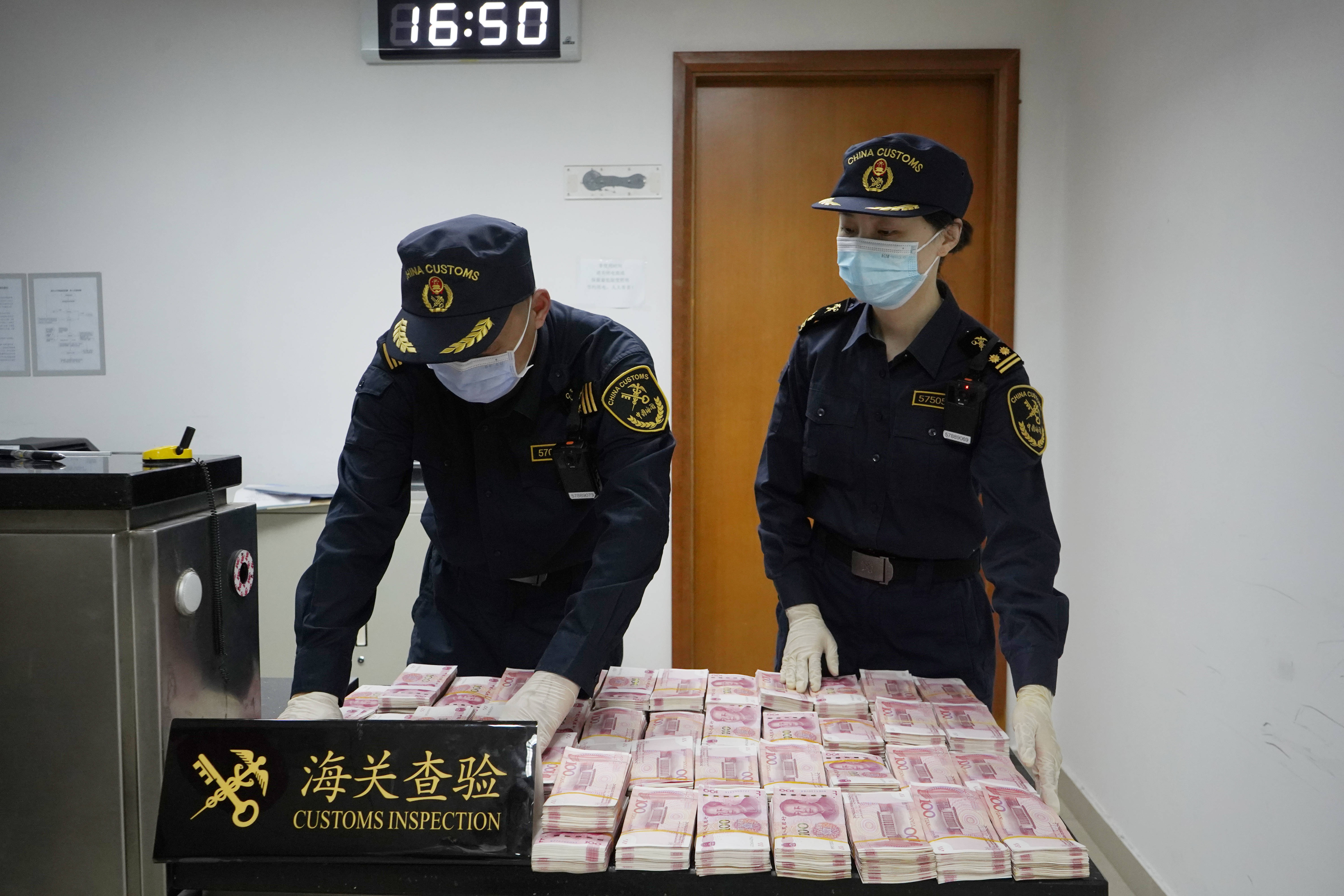 关于海关代购美女的信息 关于海关代购玉人
的信息（海关 代购） 海关