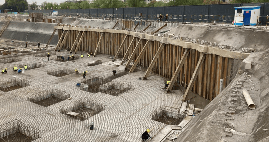 深基坑支护新技术:无需水平支撑!