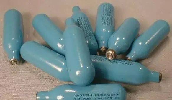 5秒快感换半身瘫痪成都18岁少女膀胱憋尿达近10瓶脉动量