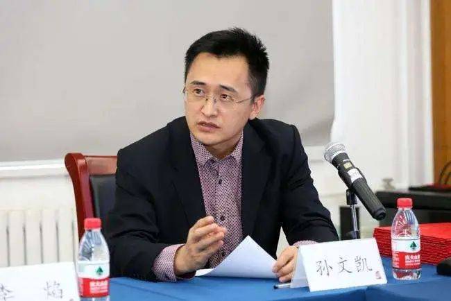 孙文凯以中小企业集群推动新质生产力发展