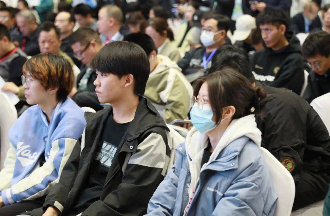 抢抓就业关键期怀化招才引才高校行走进中央民族大学