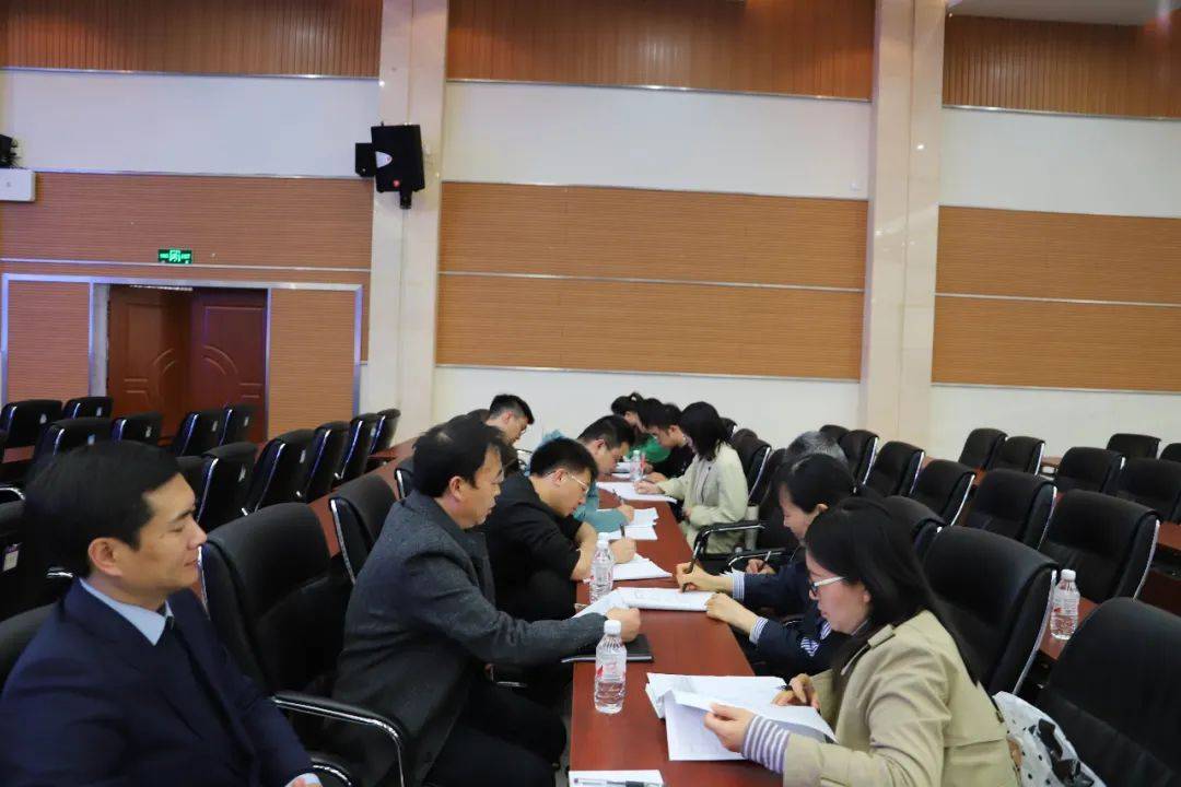 恩施市高考备考调研分析会暨备考推进会在恩施市第一中学隆重摘开