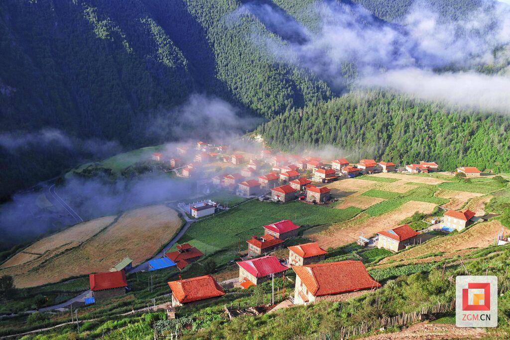 五美合体绘就宜居宜业乡村新画卷解琐阿坝州金川县乡村振兴密码