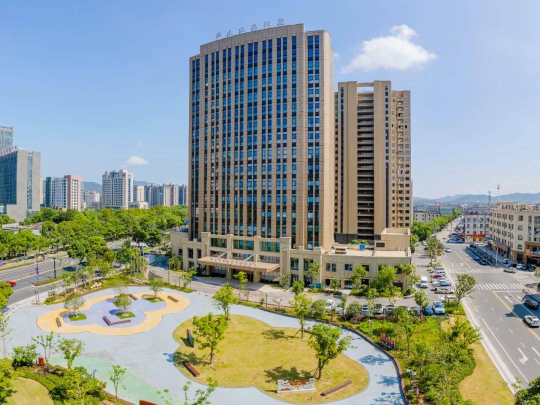 a:酒店地址位于象山县天安路658号(海城阳光苑对面,近涌金广场),导航