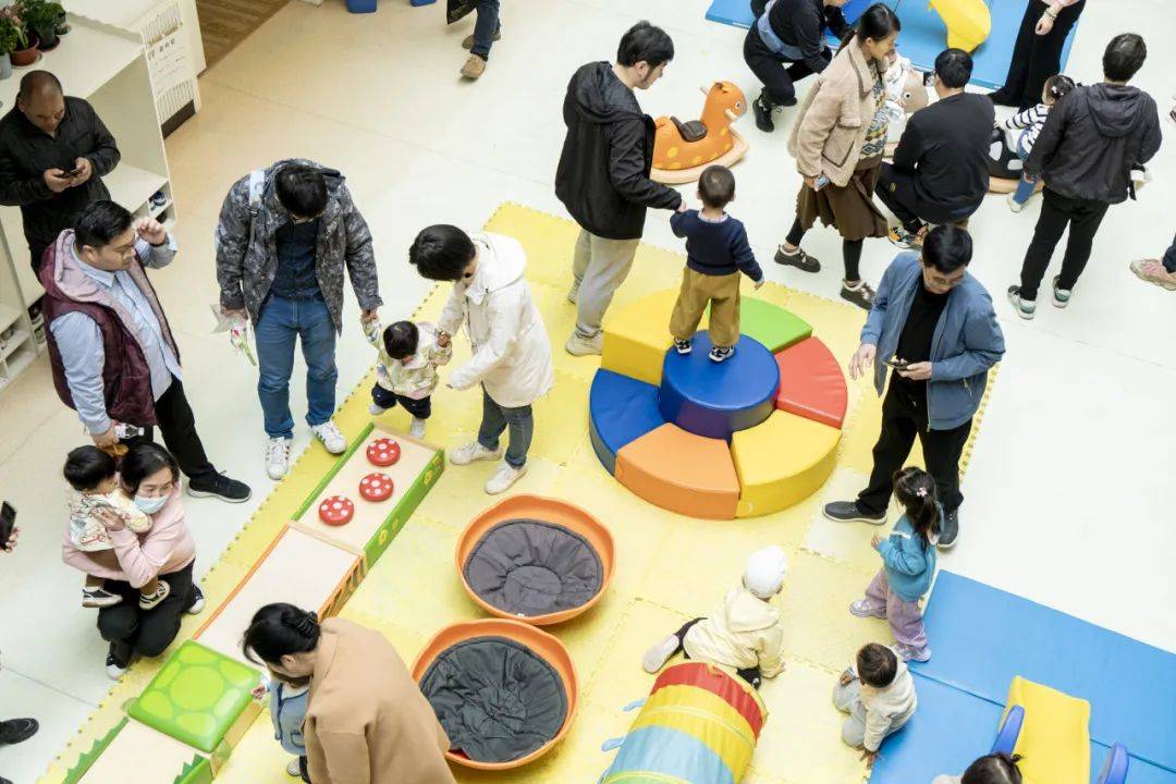 早教进社区 暖暖育儿心_指导_活动_家长