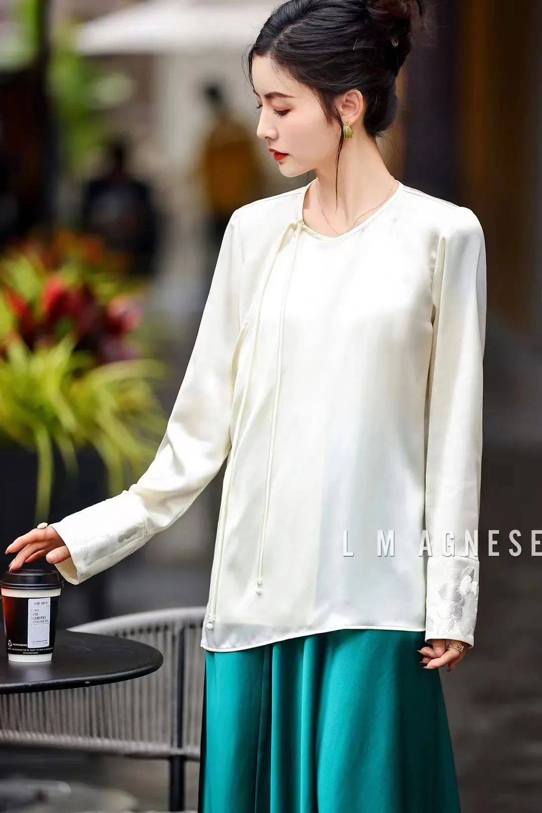 穿上美衣看世界丨简爱格妮斯春夏女装带你感受城市魅力