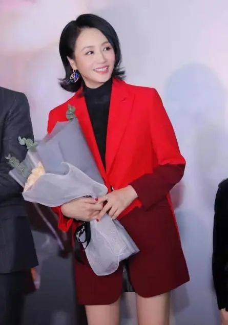 曹颖一胖毁所有大饼脸穿薄纱裙好廉价女人还是瘦了好看