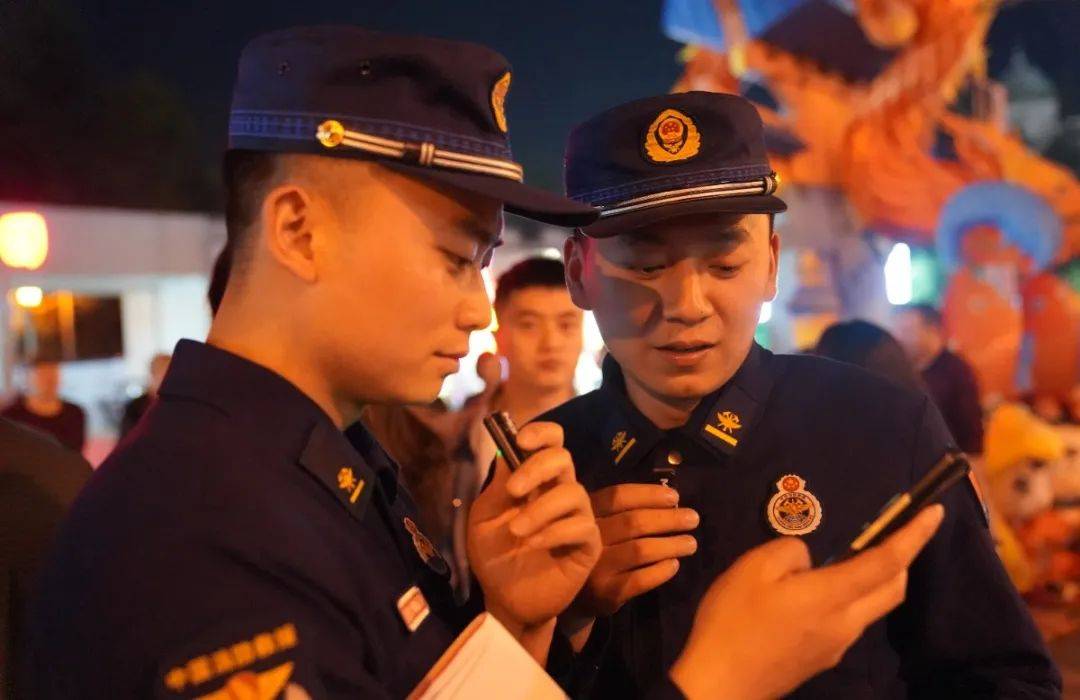 春暖花开蓝朋友带着消防知识线上线下陪你度过