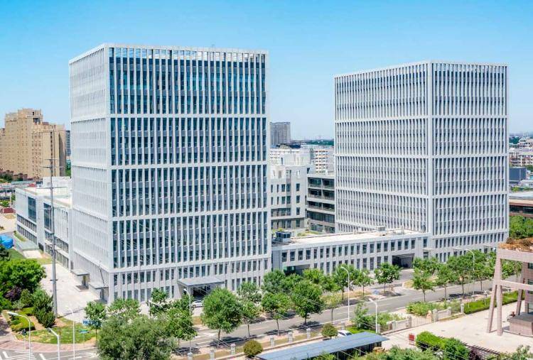 向新而行看山东21丨华芯晶电助力智造中国芯半导体材料核心关键步步