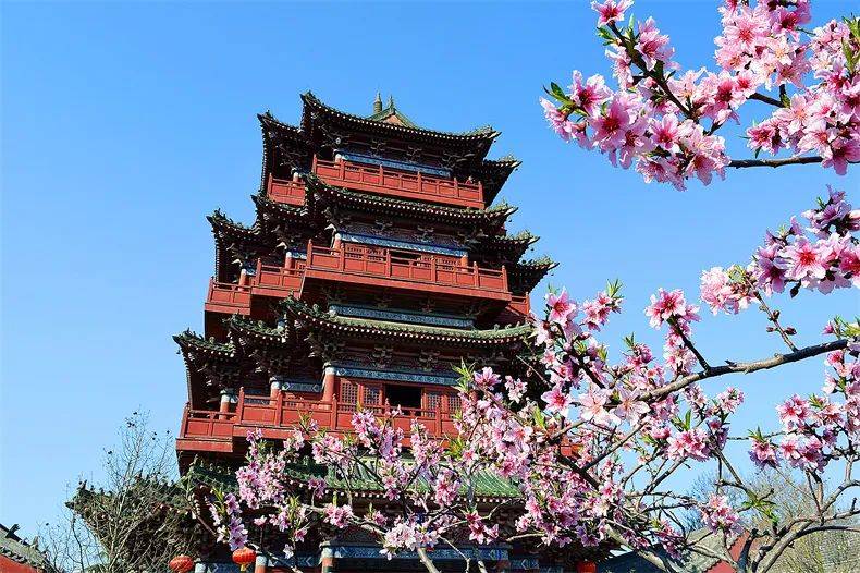 戳中年轻人的每一根软肋,河南开封,中国八大古都之一,1000年前的开封