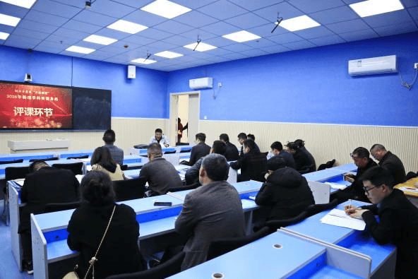 利川市普通高中五校联盟物理学科同课异构活动在利川一中举行