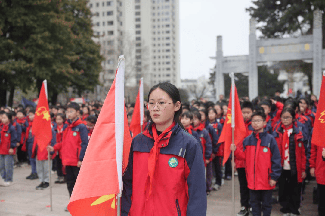 清明节丨东桥小学巴黎城校区举行忆清明缅英烈思奋进主题教育活动