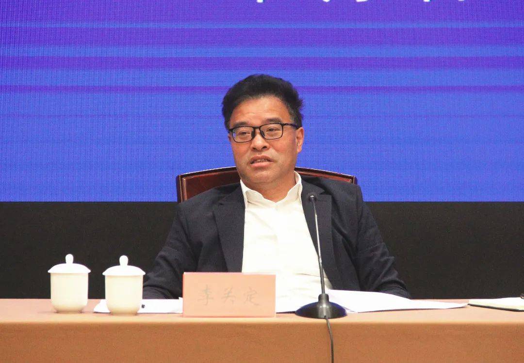 市政府召开全市两稳一促工作推进会