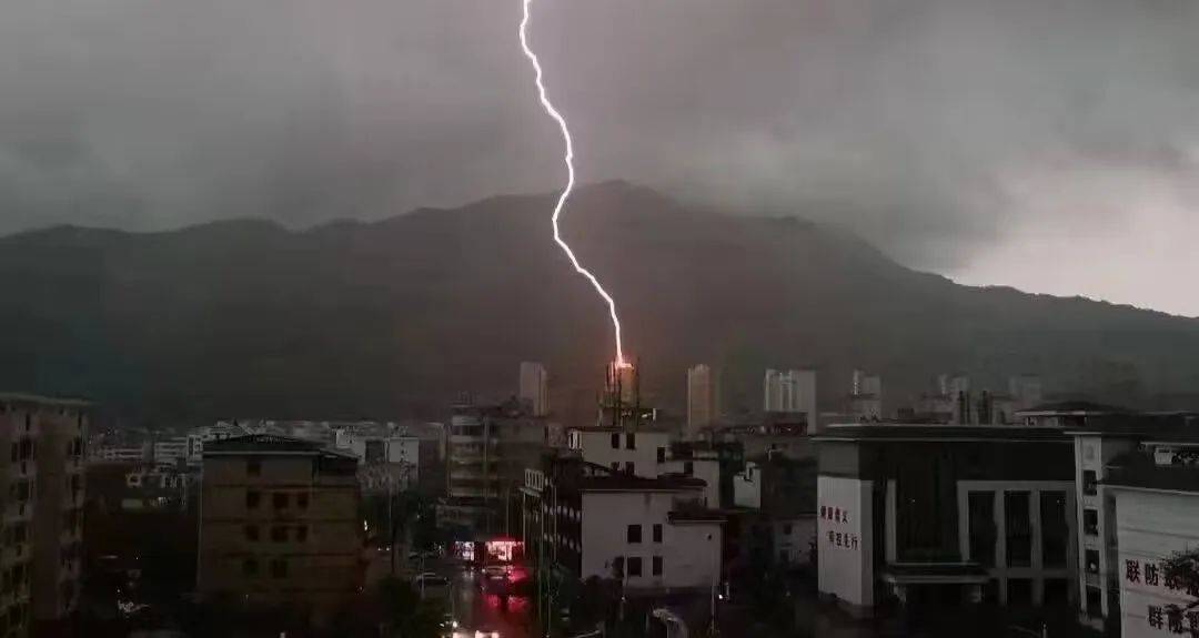 冰雹_大风_天气实况