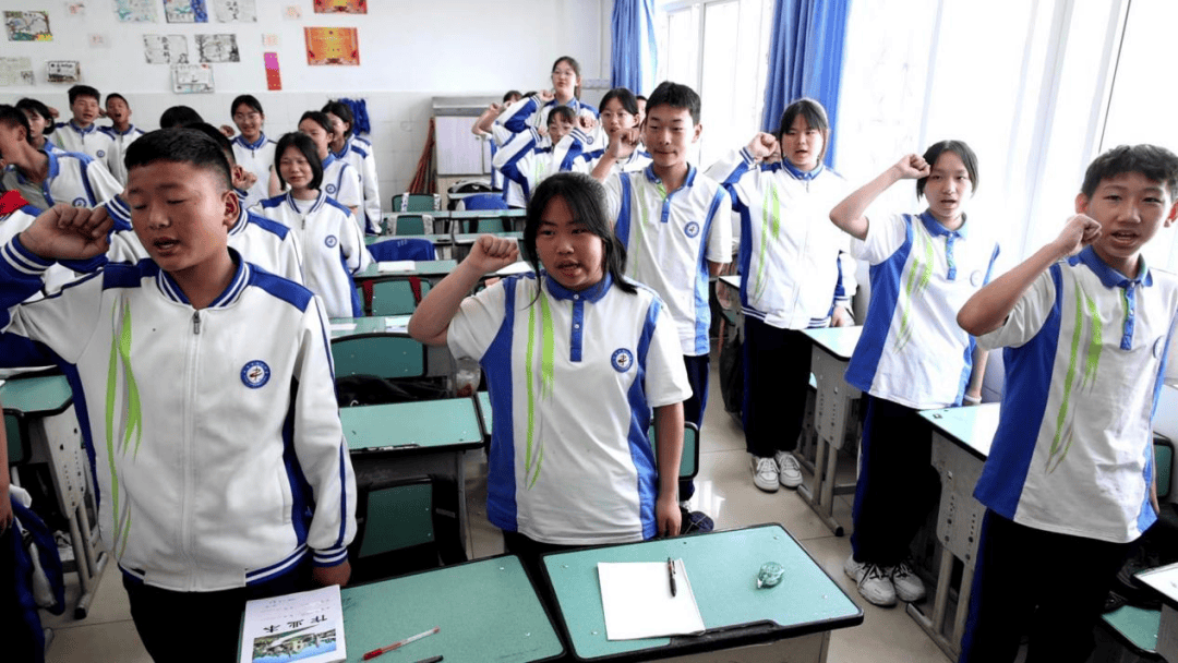 西昌二中组织开展预防校园欺凌主题班会活动