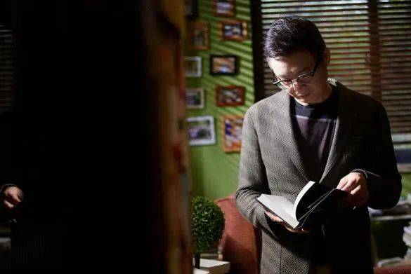 麦家时隔五年推新作人间信人缺位的时候文学一定会补位