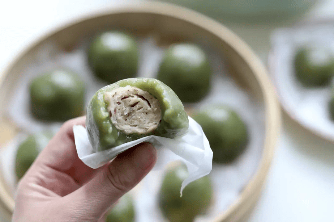 一颗青团等于6颗方糖这个清明节如何吃青团