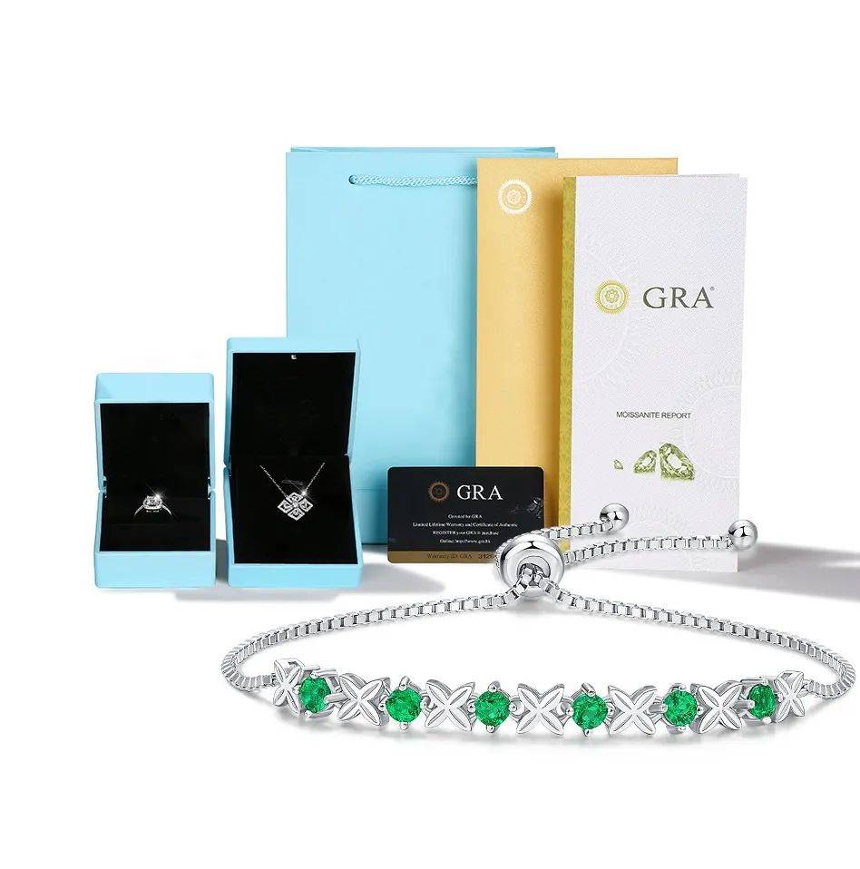 当然啦,还有玖钻家标志性的高档首饰盒,包装袋,证书.