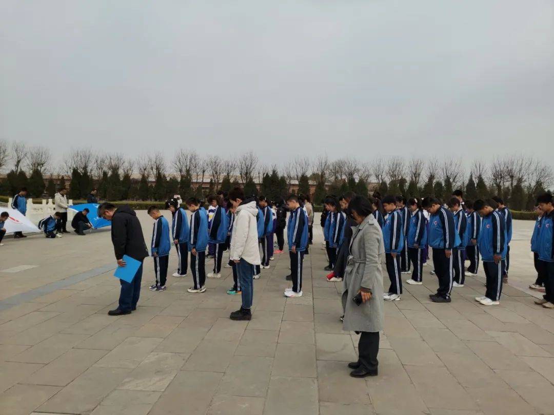 我们的节日清明节滨海新区各级妇联开展清明节活动