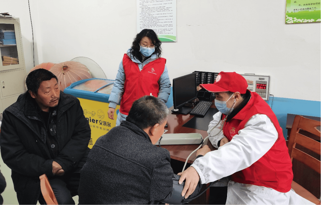 【镇街动态】陈集镇:雷锋精神放光芒 代表志愿服务忙_刘海燕_老人