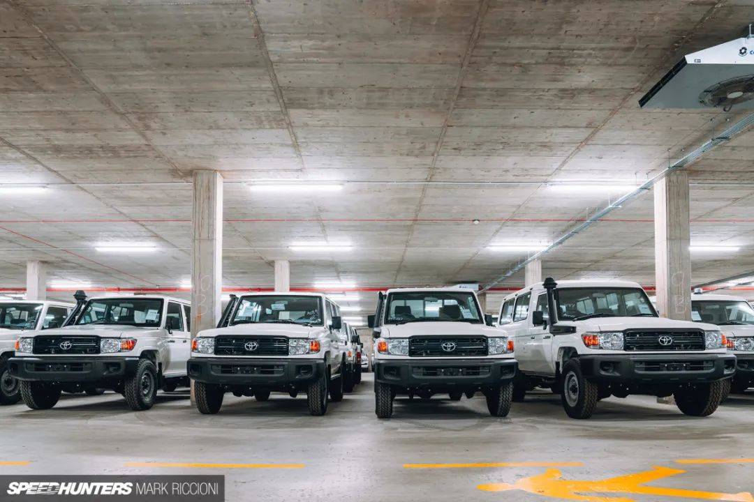 拥有六颗te37的丰田fj60 6x6,上天入地小霸王_搜狐汽车_搜狐网