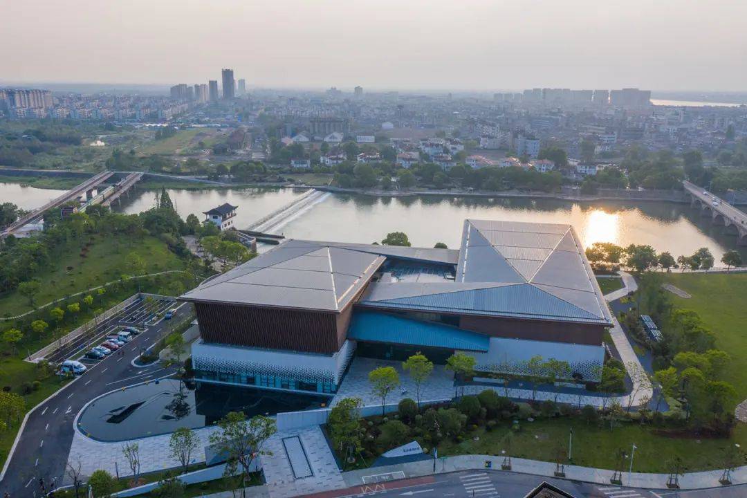 好看好玩好出片关于龙游这座城的轧马路指南