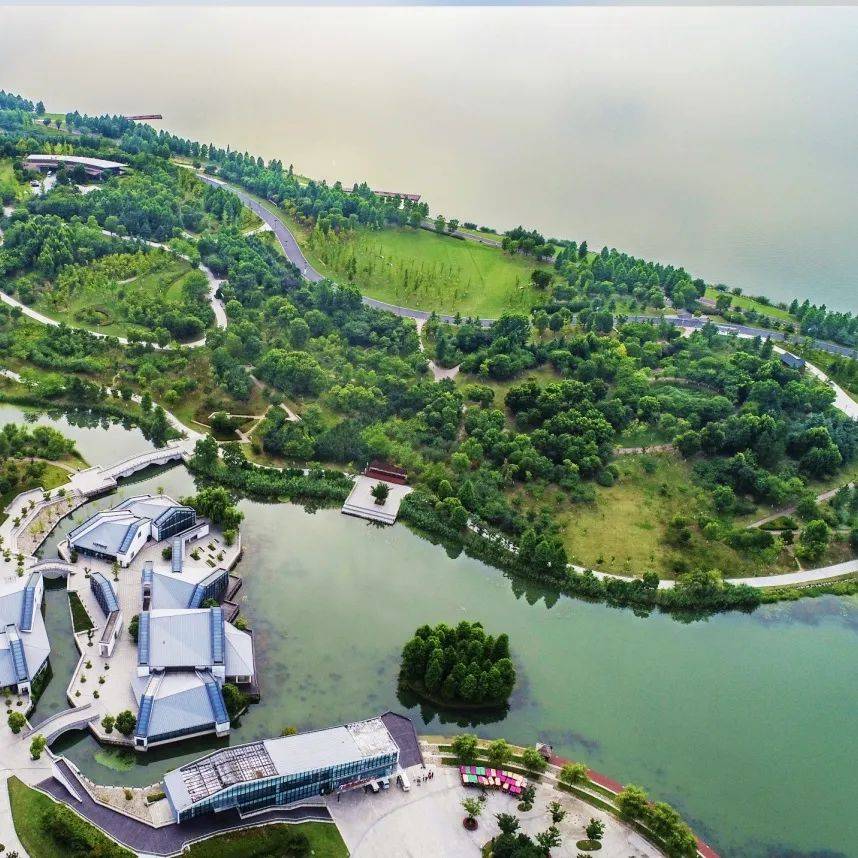 地址:苏州市吴江区苏震桃公路相城区长洲苑湿地公园地址:苏州市相城区